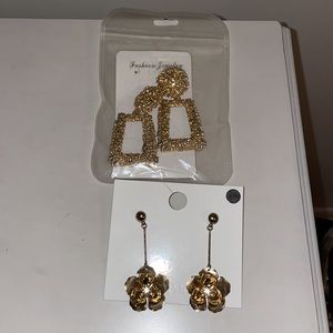 Bundle of gold earrings